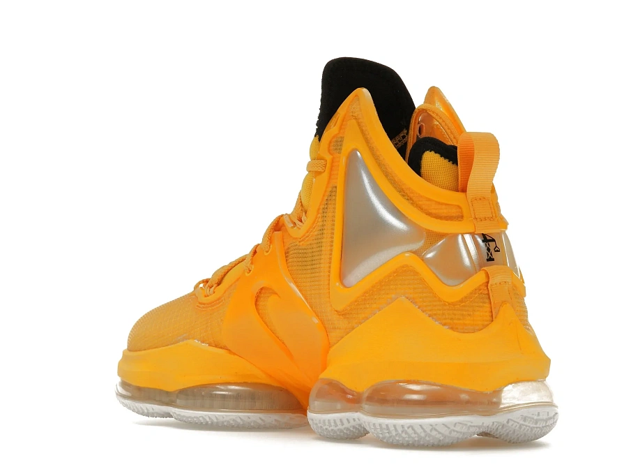 Фото № 6 с приближением к товару «‎Nike LeBron 19 Hard Hat»