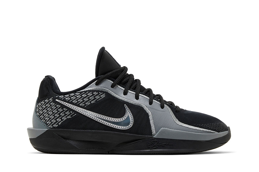 Фото № 2 с приближением к товару «‎Nike Women's Sabrina 2 Mirrored»