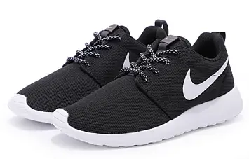 Nike Roshe One Black White (W) - 4
