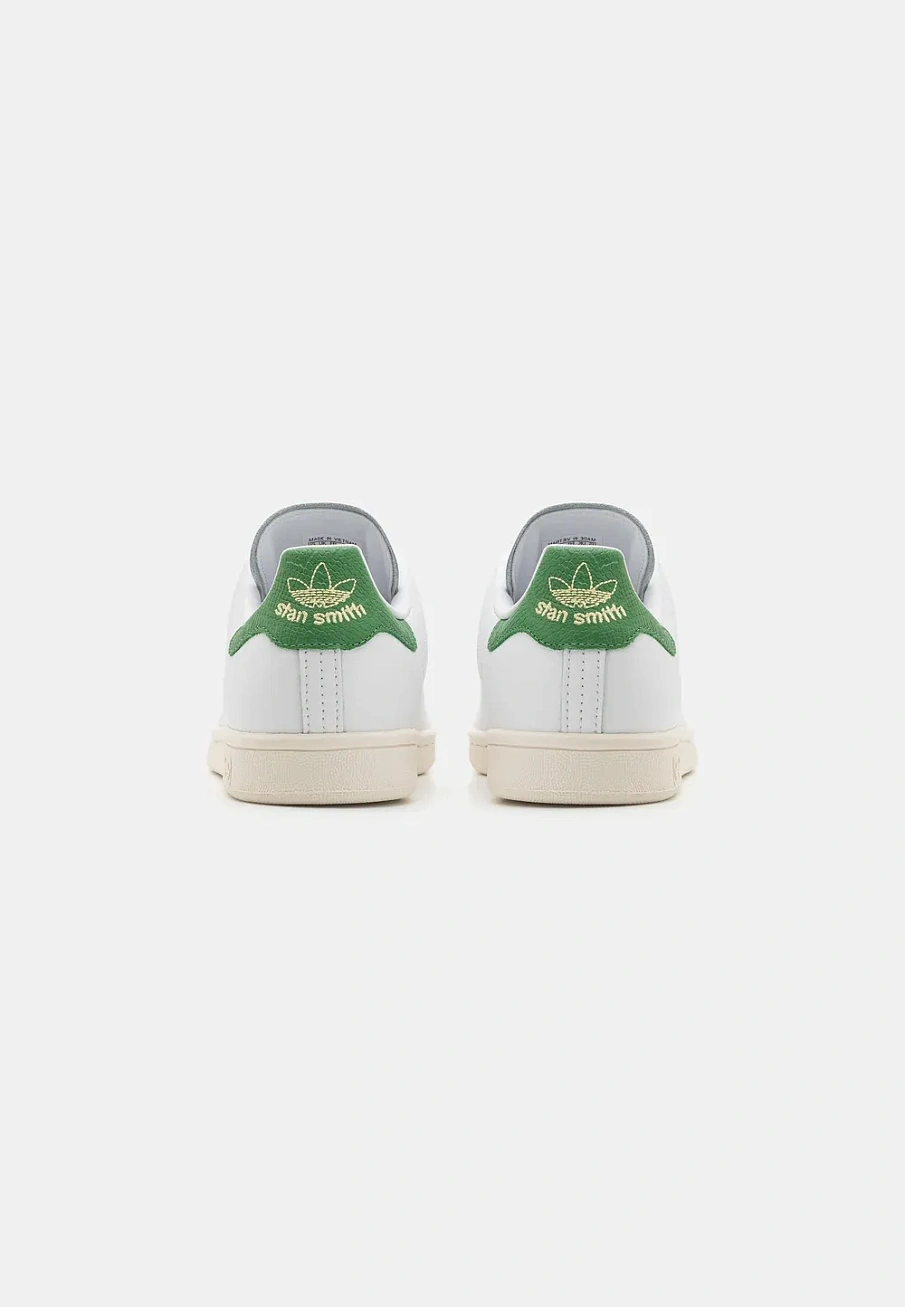 Фото № 3 с приближением к товару «‎STAN SMITH»