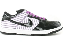 Фото № 1 с приближением к товару «‎Nike SB Dunk Low Avenger Purple Patent»