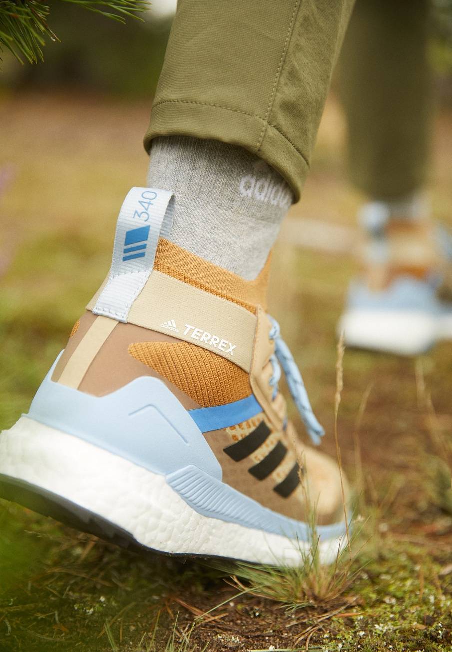 Фото № 3 с приближением к товару «‎Adidas Terrex Free Hiker»
