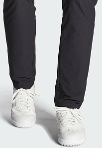 Фото № 2 с приближением к товару «‎Adidas Special Edition Samba Spikeless»