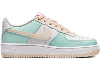Фото № 1 с приближением к товару «‎Nike Air Force 1 Low»