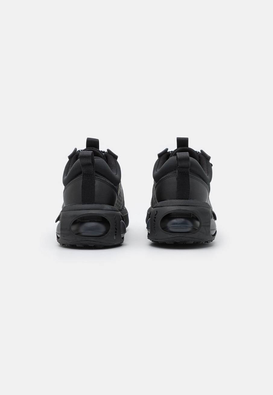Фото № 2 с приближением к товару «‎Nike Air Max 2021 »