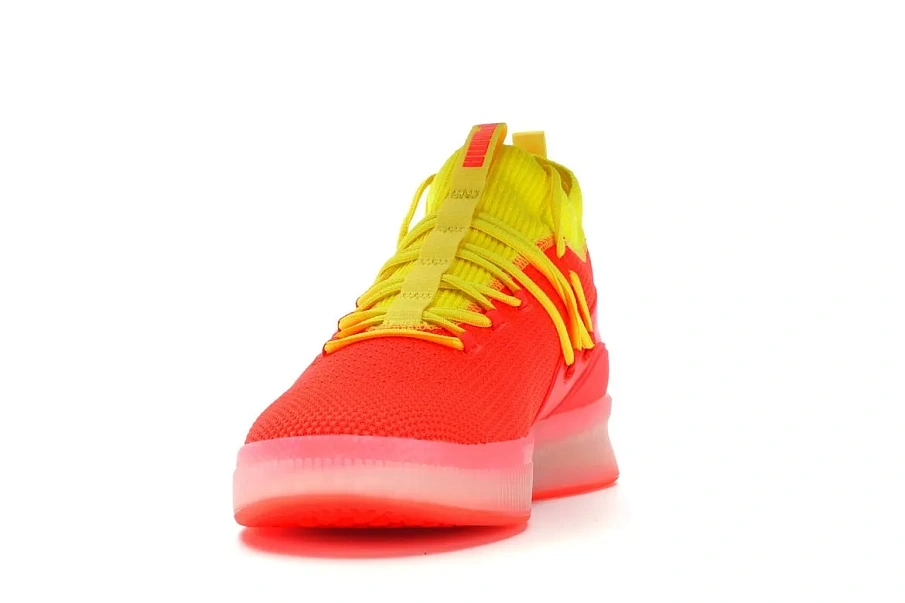 Фото № 4 с приближением к товару «‎Puma Clyde Court Disrupt Red Blast»