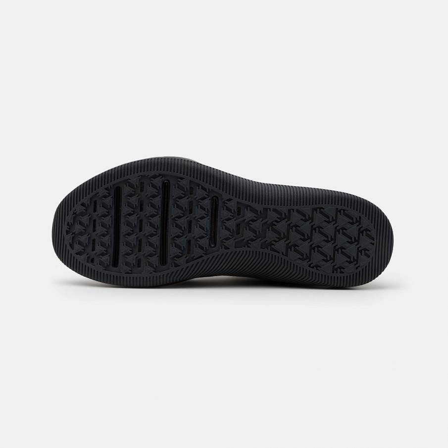 Фото № 4 с приближением к товару «‎Nike MC Trainer »
