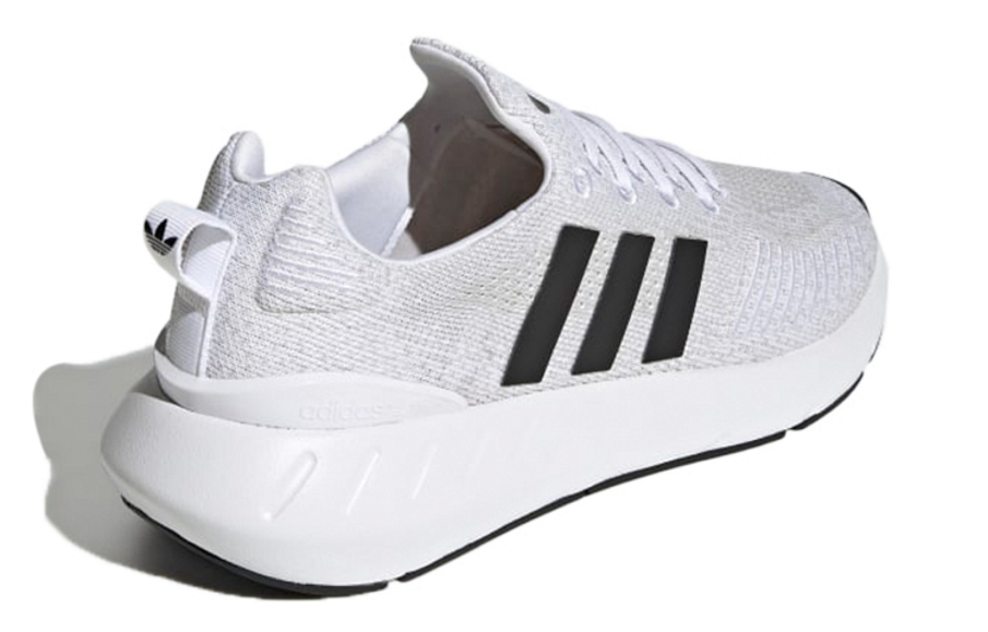 Фото № 4 с приближением к товару «‎adidas originals Swift Run 22 Running Shoes GrayWhite»