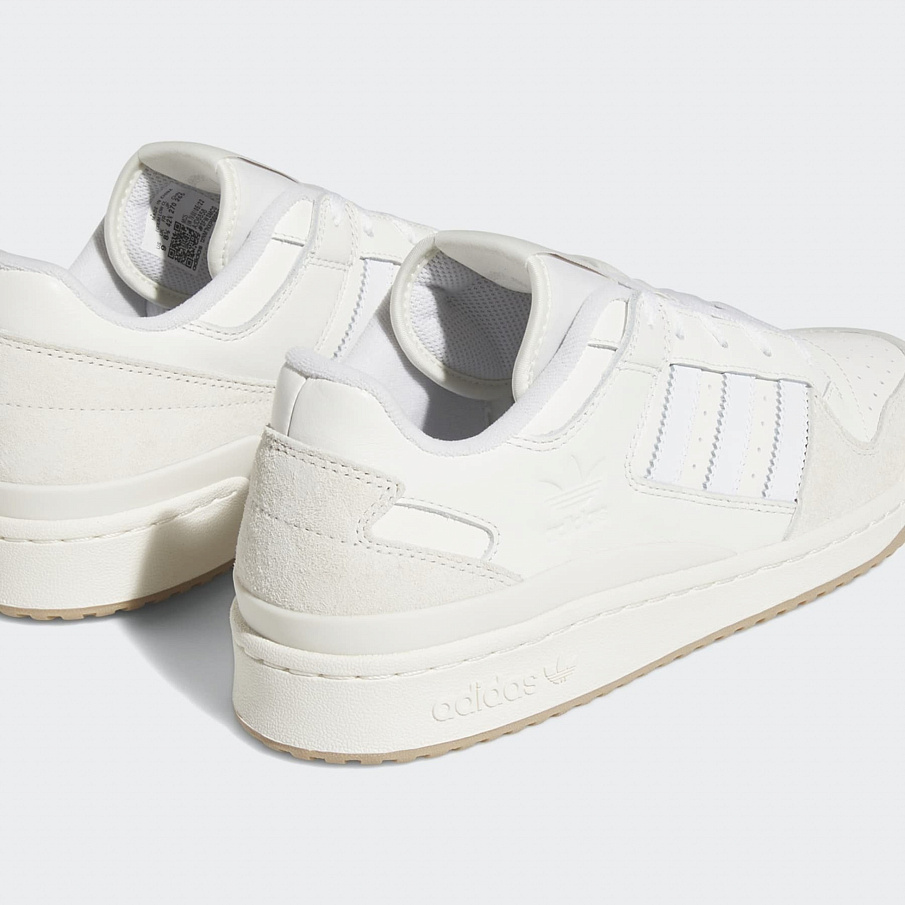 Фото № 5 с приближением к товару «‎Adidas Forum »