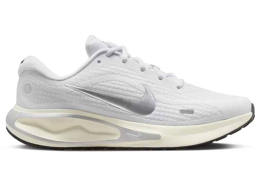 Фото № 1 с приближением к товару «‎Nike Journey Run»