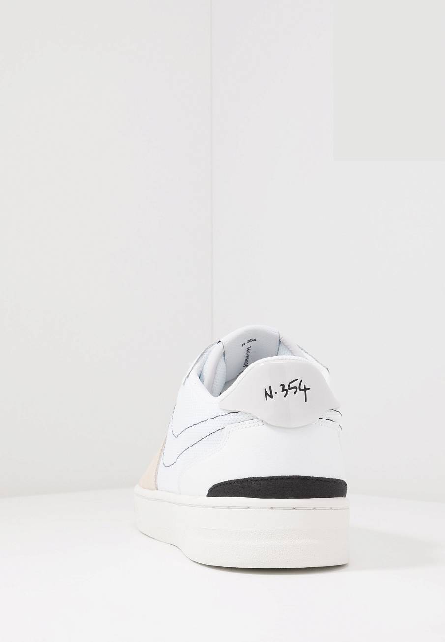 Фото № 4 с приближением к товару «‎Nike Squash Type »