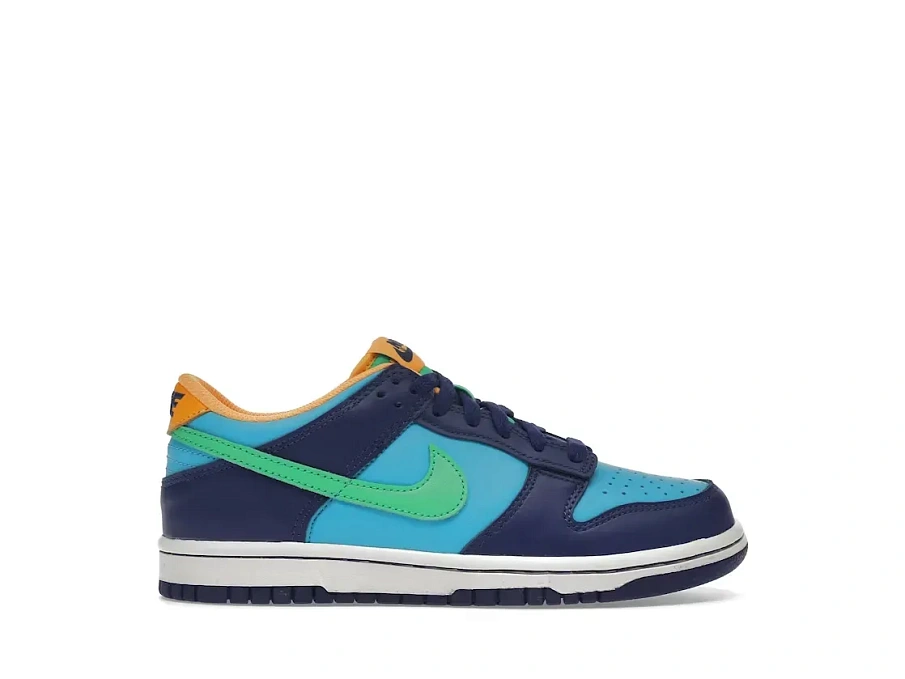 Фото № 1 с приближением к товару «‎Nike Dunk Low»