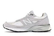 Фото № 3 с приближением к товару «‎New Balance 990v4»