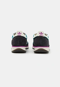 Фото № 3 с приближением к товару «‎SL 72 RS UNISEX»