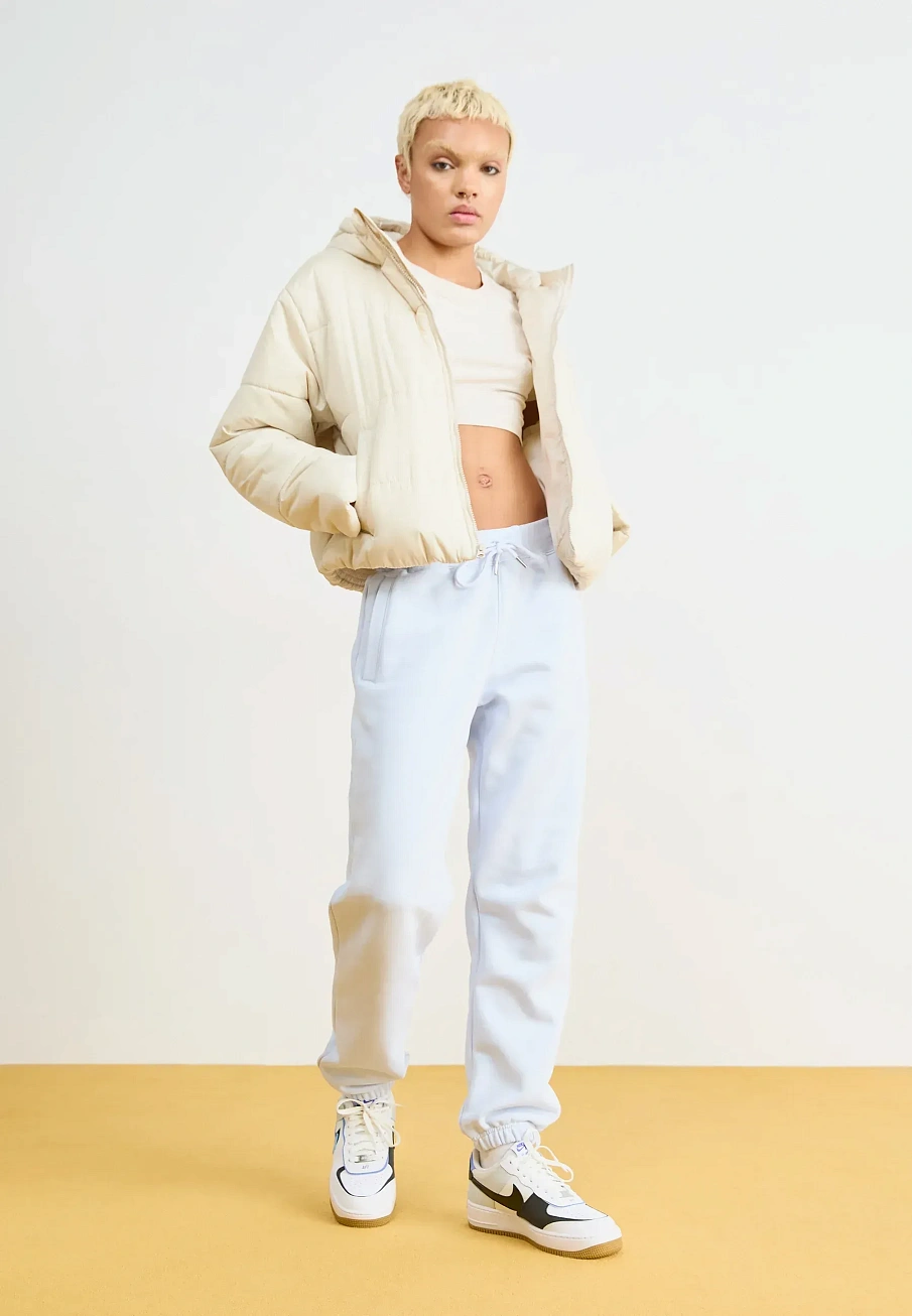 Фото № 3 с приближением к товару «‎AF1 SHADOW»