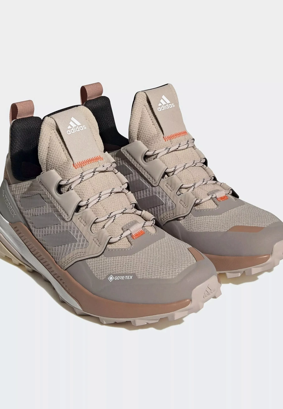 Фото № 4 с приближением к товару «‎TERREX TRAILMAKER GTX»