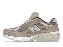Фото № 3 с приближением к товару «‎New Balance 990v3»
