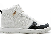 Фото № 1 с приближением к товару «‎Nike Dunk High Married To the Mob »