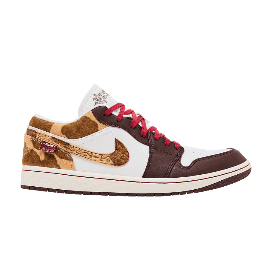 Фото № 1 с приближением к товару «‎Air Jordan 1 Low SE Year of the Horse»