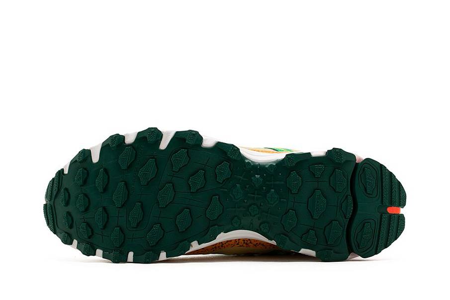Фото № 5 с приближением к товару «‎Sean Wotherspoon x Disney x adidas Superturf Adventure Jiminy Cricket Running Shoes Multicolor»