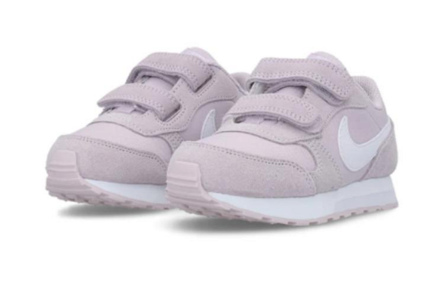 Фото № 3 с приближением к товару «‎BP Nike MD Runner 2 Running shoes»