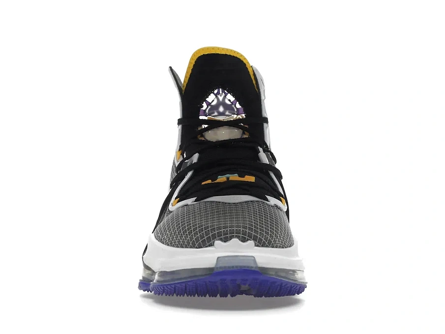 Фото № 2 с приближением к товару «‎Nike LeBron 19 Hardwood Classic»