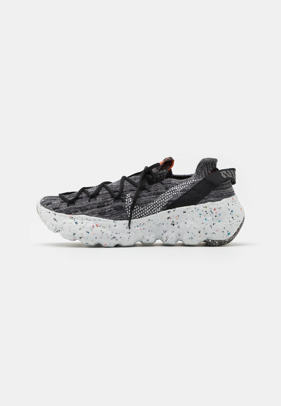 Фото № 1 с приближением к товару «‎Nike Space Hippie 04 »