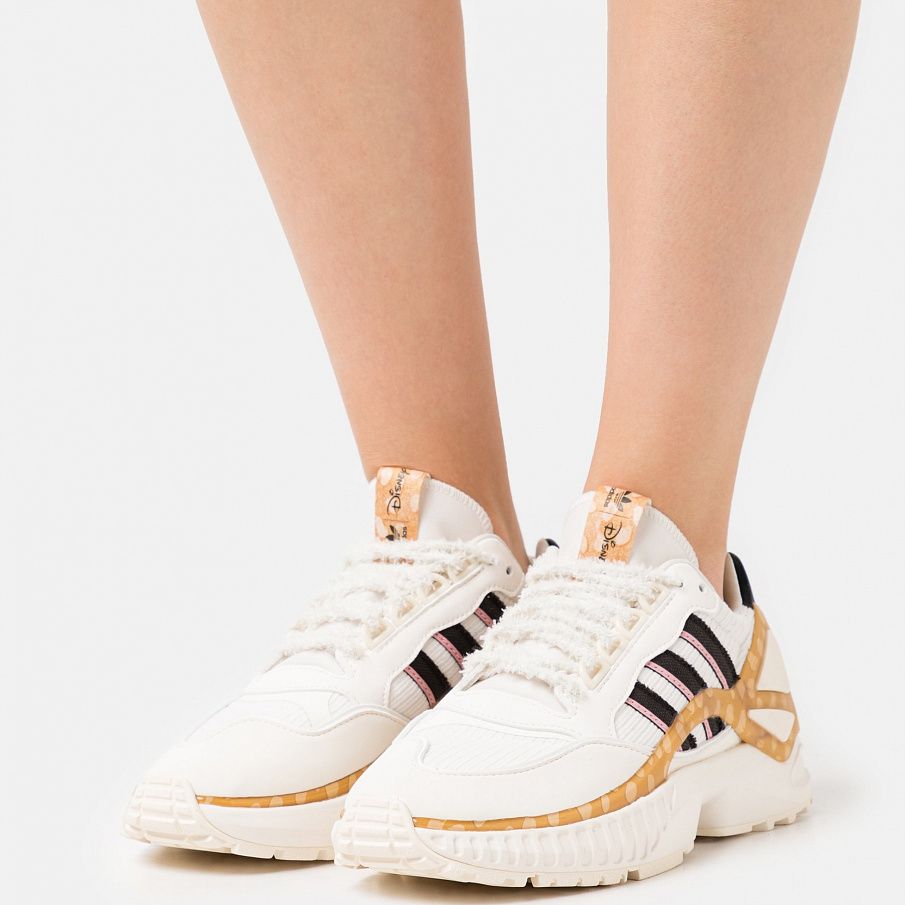 Фото № 2 с приближением к товару «‎Adidas Disney ZX Wavian »