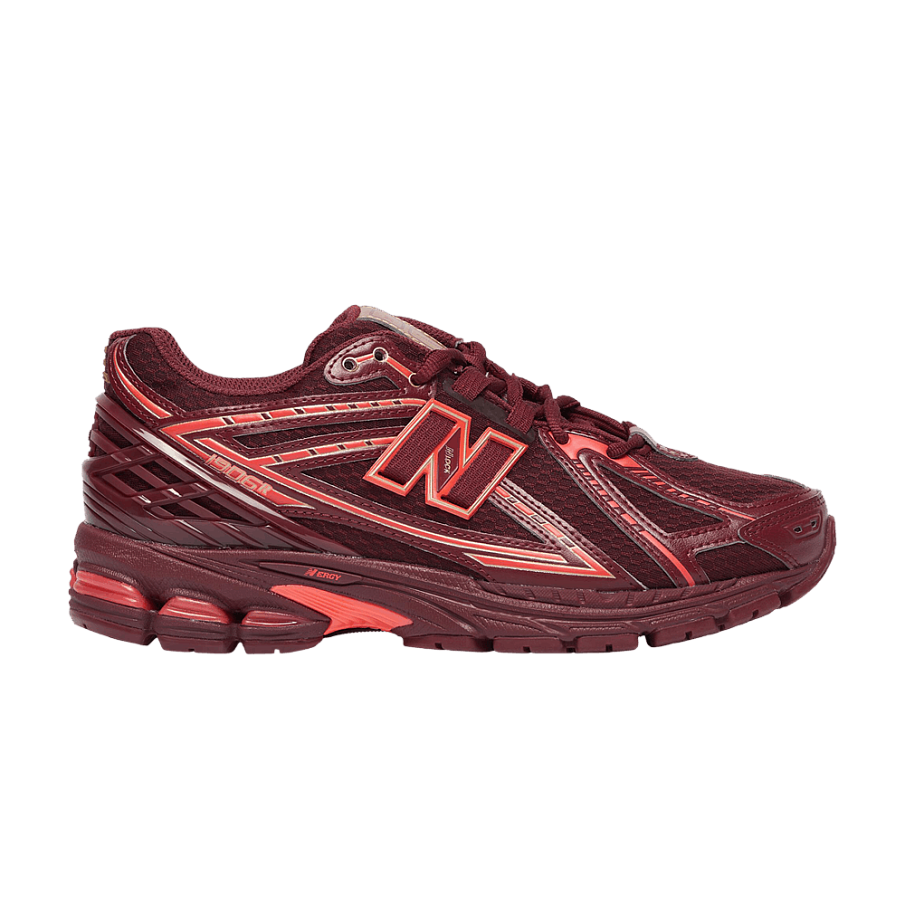 Фото № 1 с приближением к товару «‎New Balance Women's 1906R Classic Crimson Mercury Red»
