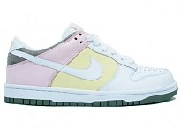 Фото № 1 с приближением к товару «‎Nike Dunk Low»