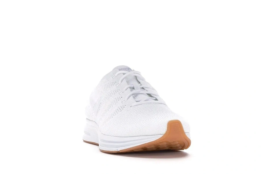 Фото № 4 с приближением к товару «‎Nike Flyknit Trainer White Gum»