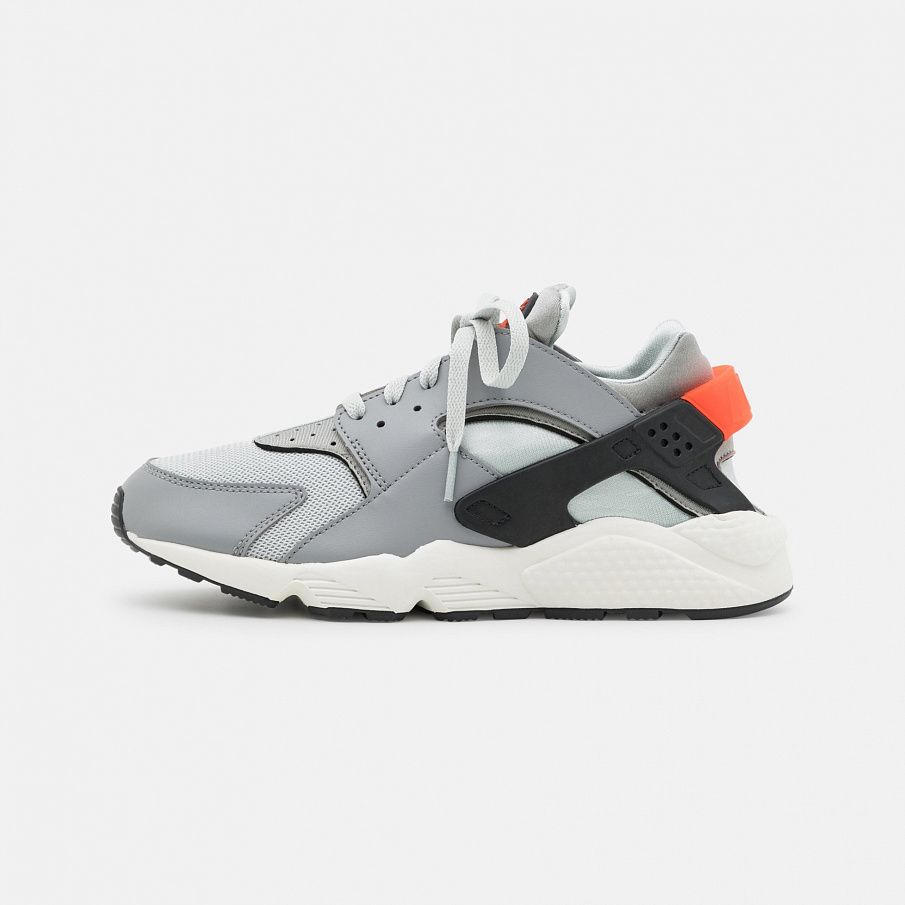 Фото № 1 с приближением к товару «‎Nike Air Huarache Gel »
