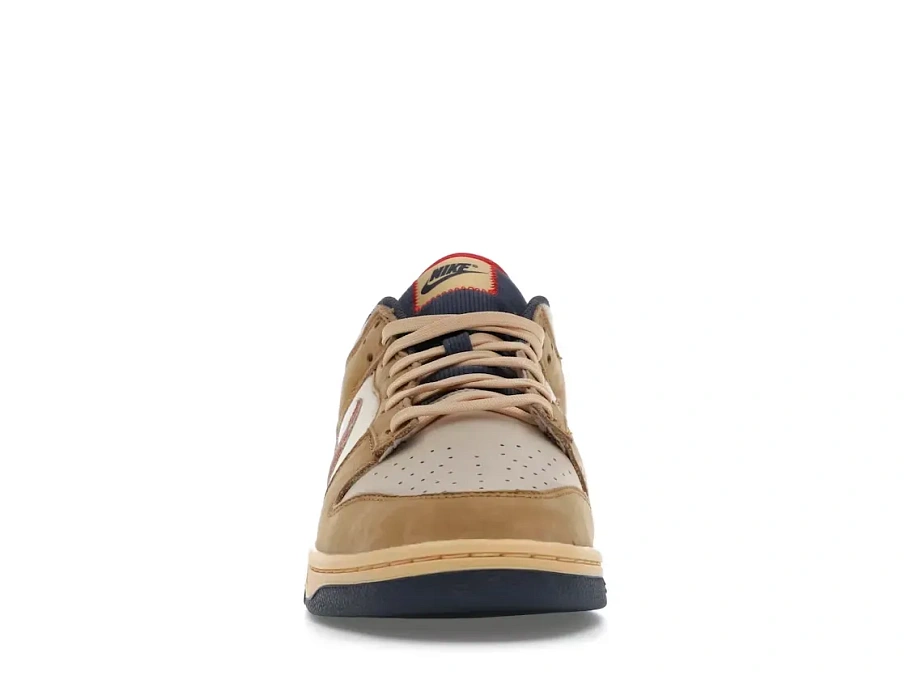 Фото № 2 с приближением к товару «‎Nike Dunk Low»