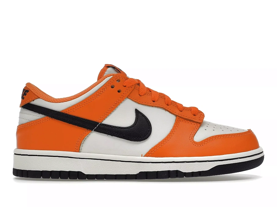 Фото № 1 с приближением к товару «‎Nike Dunk Low Halloween (2022) »