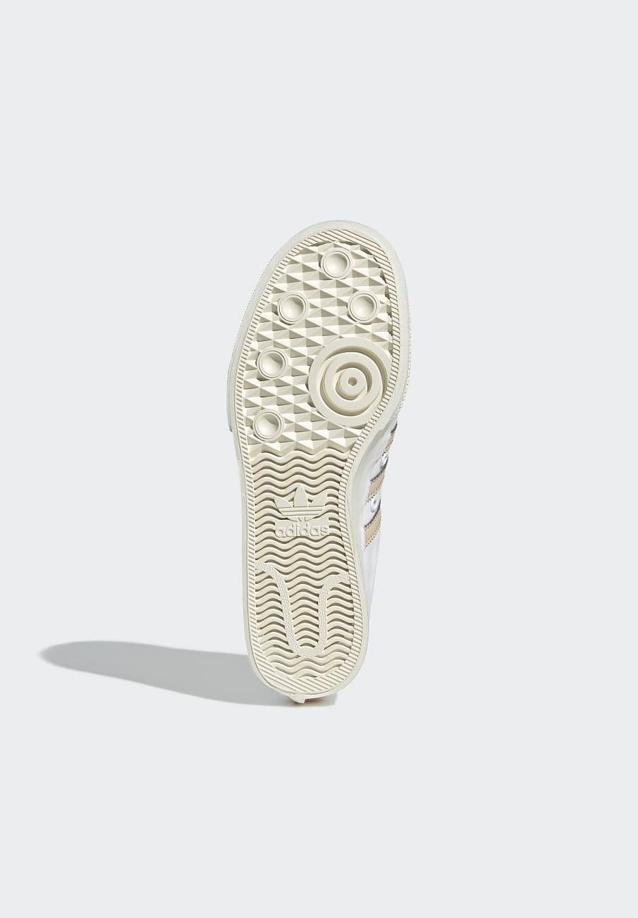 Фото № 5 с приближением к товару «‎Adidas Nizza »