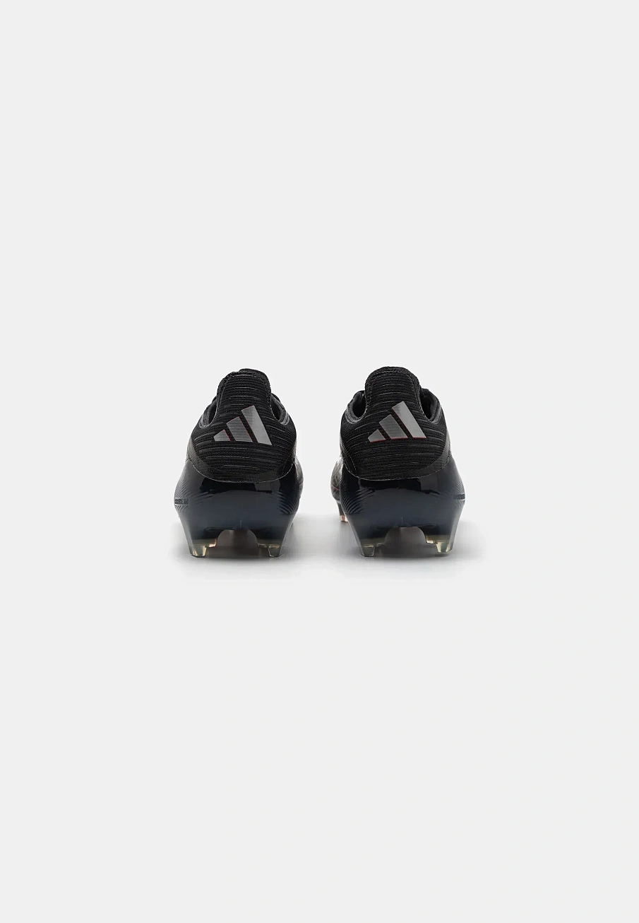Фото № 3 с приближением к товару «‎F50 ELITE FIRM GROUND»