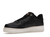 Фото № 3 с приближением к товару «‎Nike Air Force 1 Low Black Pack»