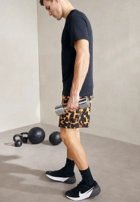 Фото № 2 с приближением к товару «‎AIR ZOOM TR 1»