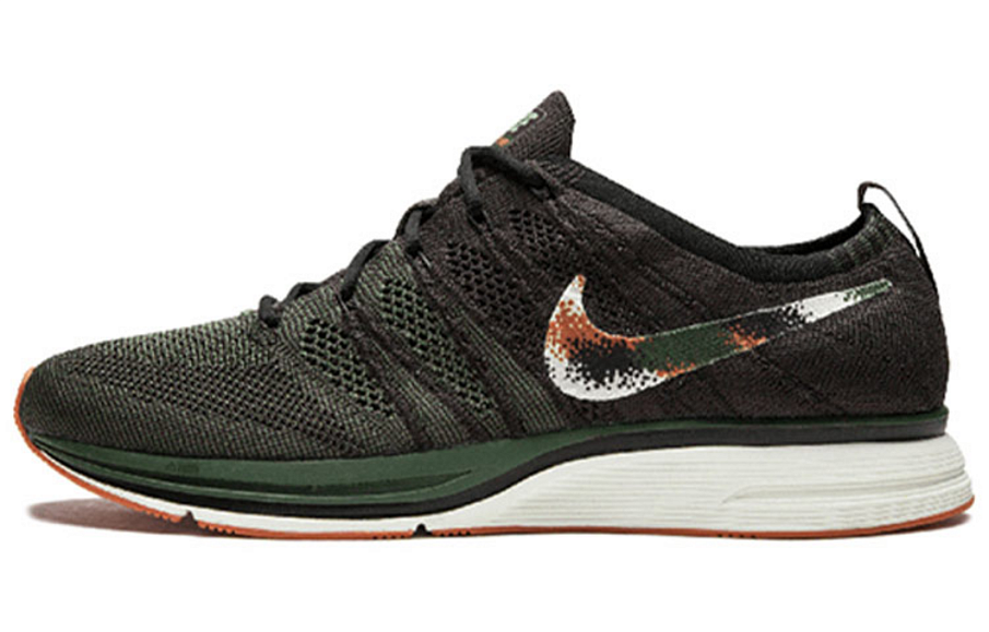 Фото № 1 с приближением к товару «‎Nike Flyknit Trainer Velvet Brown»