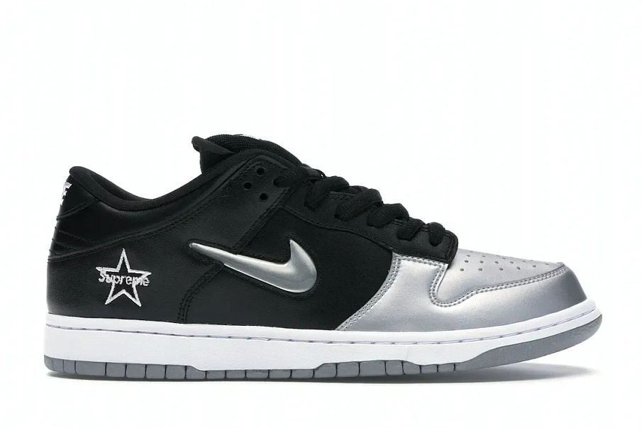 Фото № 1 с приближением к товару «‎Nike SB Dunk Low Supreme Jewel Swoosh Silver»