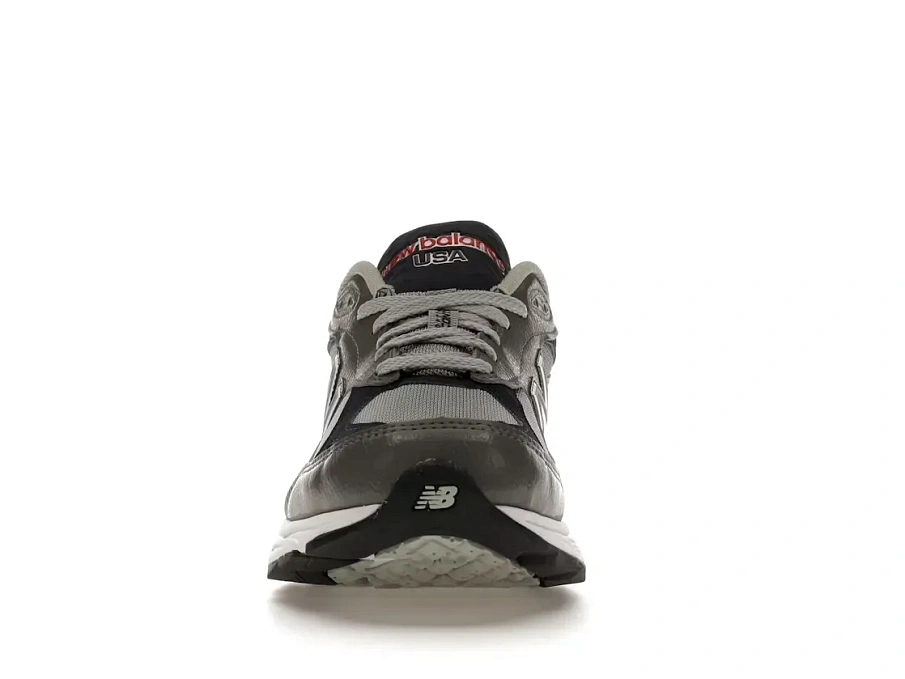 Фото № 2 с приближением к товару «‎New Balance 990v3»