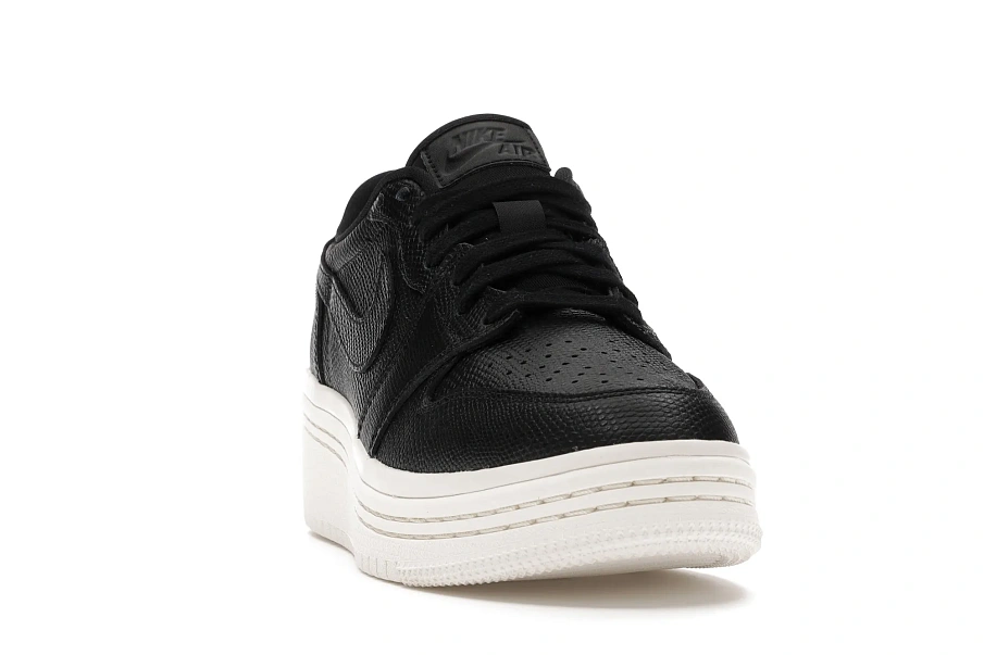 Фото № 3 с приближением к товару «‎Jordan 1 Retro Low Lifted Black Phantom »