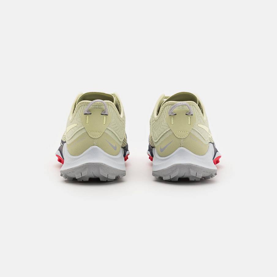 Фото № 3 с приближением к товару «‎Nike Air Zoom Terra Kiger 8»