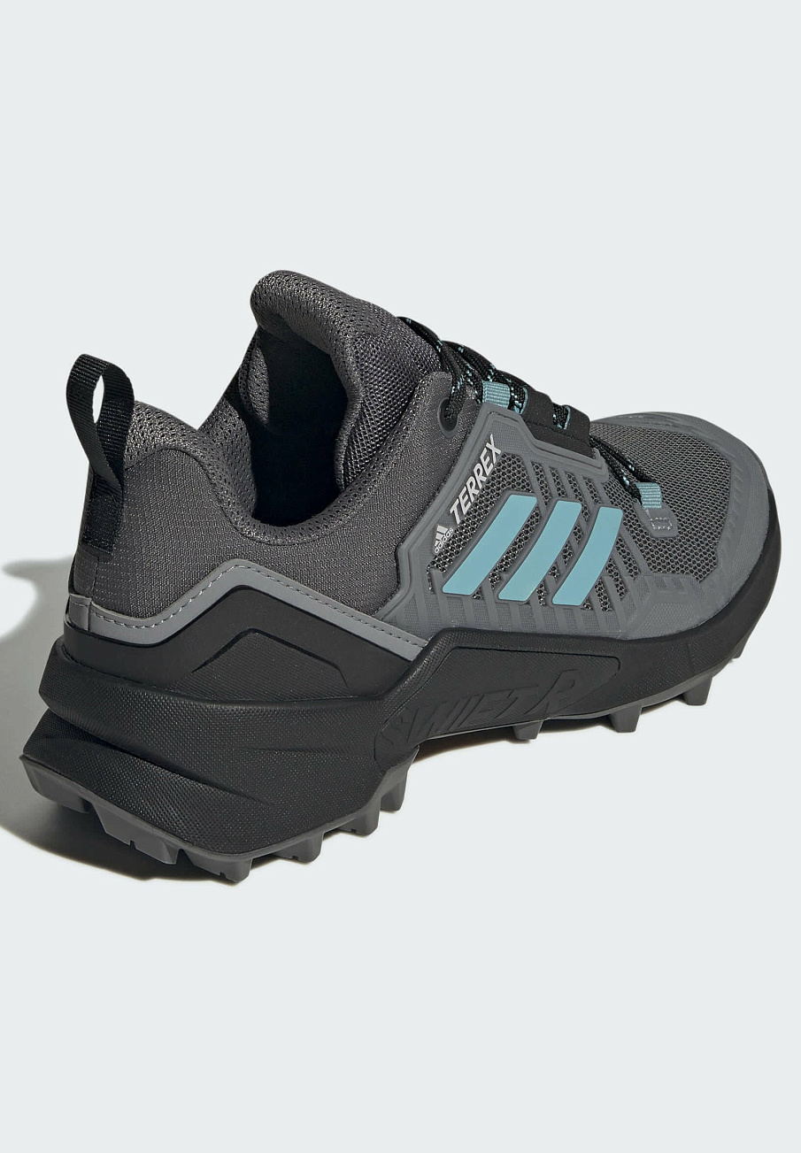 Фото № 4 с приближением к товару «‎Adidas Swift»