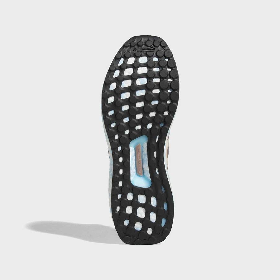 Фото № 5 с приближением к товару «‎Adidas Ultraboost Dna »