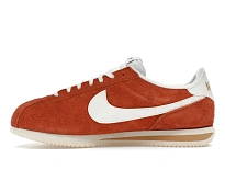 Фото № 3 с приближением к товару «‎Nike Cortez SE Suede»