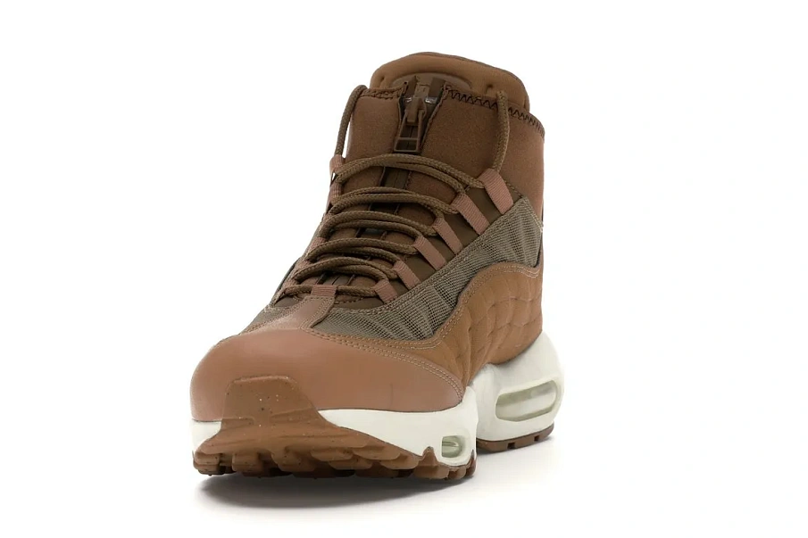 Фото № 4 с приближением к товару «‎Nike Air Max 95 Sneakerboot Flax (2017)»