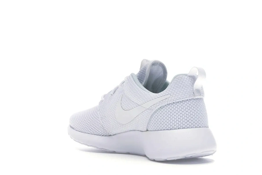 Фото № 6 с приближением к товару «‎Nike Roshe One White/White»