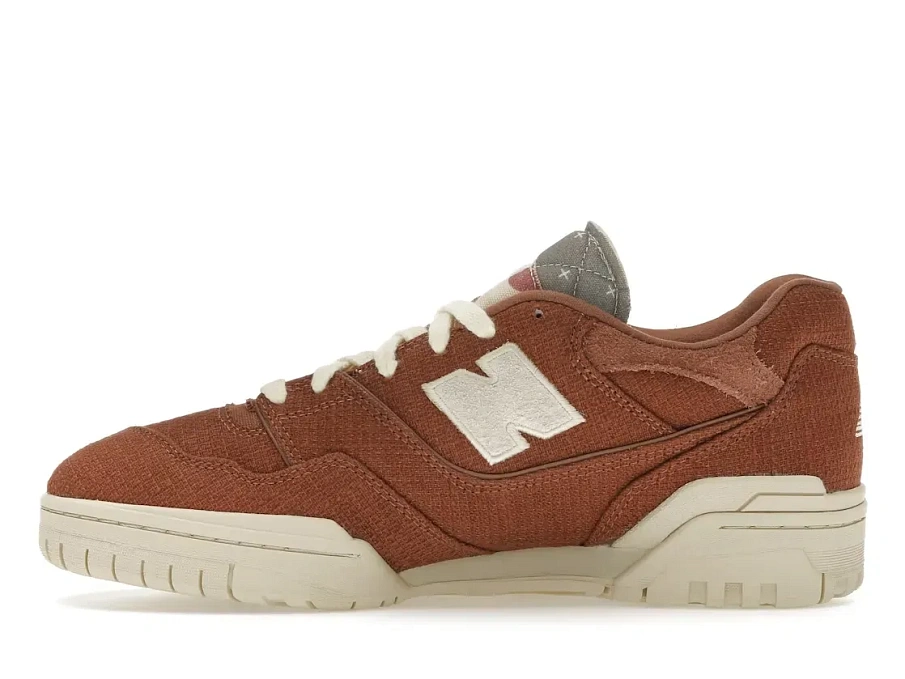 Фото № 3 с приближением к товару «‎New Balance 550»