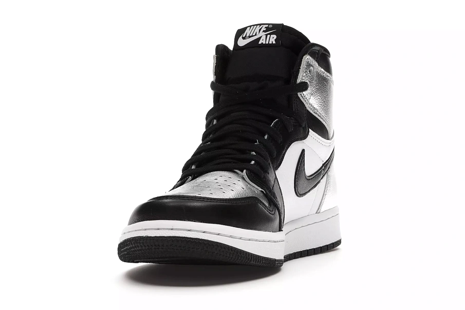 Фото № 2 с приближением к товару «‎ Jordan 1 Retro High Silver Toe  »